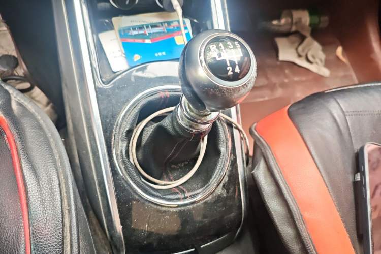 Used Zotye Domy X5 2015 1.5T Manual Luxury Model China V Standard