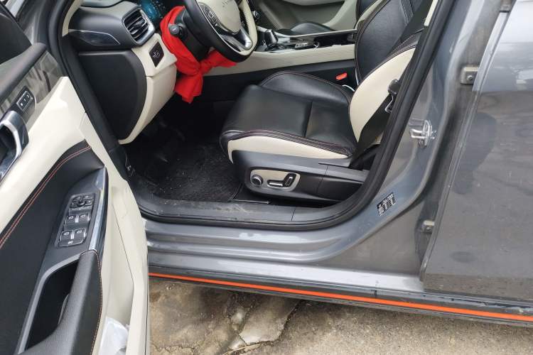 Used Lynk & Co 02 2018 1.5T DCT Two-Wheel Drive Zhaopu Version China V Standard