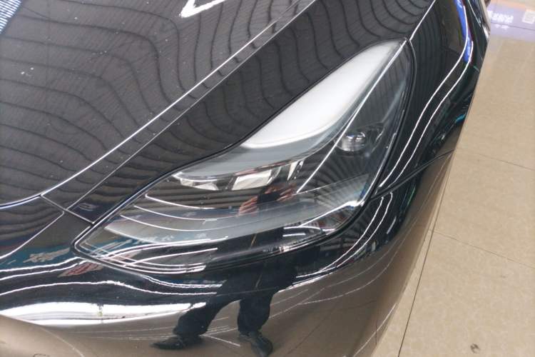 Used Tesla Model Y 2023 Rear-Wheel-Drive Version
