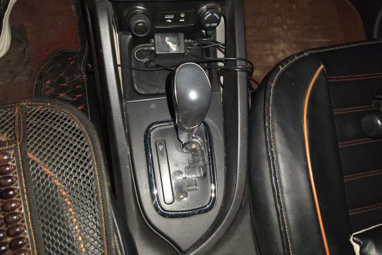 Used CHANGAN CS35 2016 1.6L Automatic Luxury Model China IV Standard