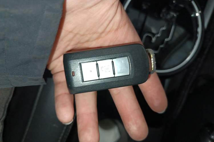 Used Mitsubishi ASX 2018 2.0L CVT Two-Wheel Drive Deluxe Edition Vehicle Key