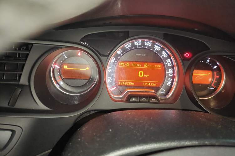 Used Citroen C5 2014 2.0L Automatic Zunyue Model