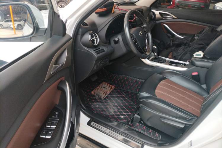 Used BYD Song 2016 GaiShi Edition 1.5TID Automatic Elite Model
