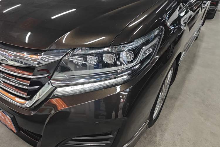 Used Honda Elysion 2016 2.4L Supreme Edition