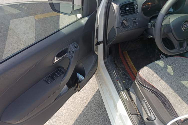 Used Volkswagen Polo 2016 1.4L Automatic Trendy Model