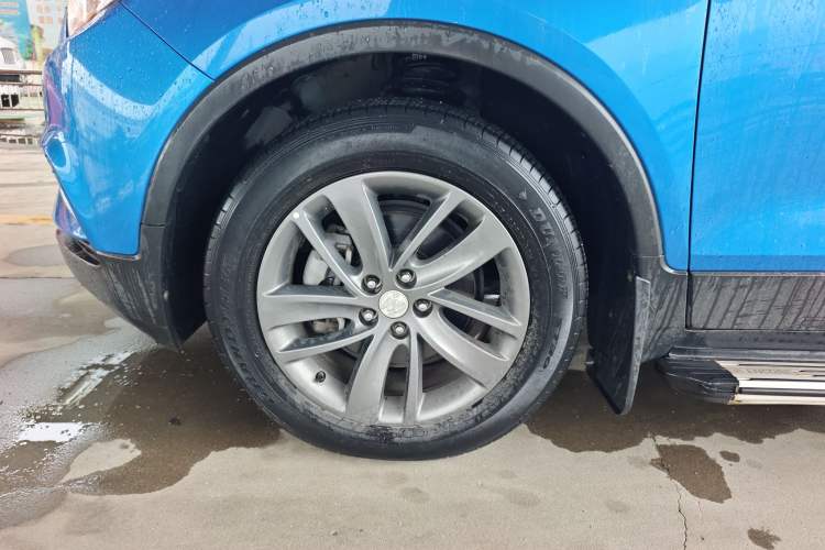 Used Buick Encore 2018 18T Automatic Two-Wheel Drive Urban Fashion Model