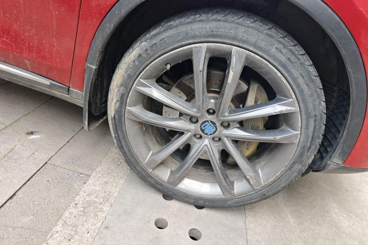 Used BYD Tang New Energy 2018 DM 2.0T All-Wheel Drive Smart Connect Genesis Edition 7 Seats China V Emission Standard