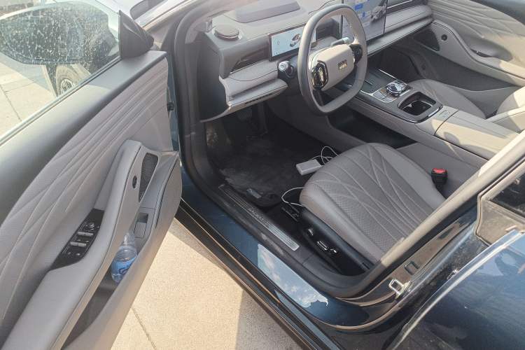 Used Geely Galaxy 8 2025 130km EM-P Starship Edition