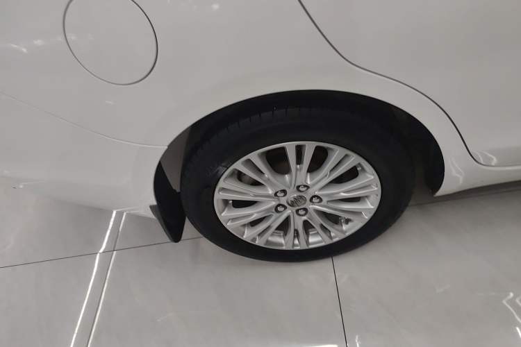 Used Buick GT 2017 15N Automatic Elite Version
