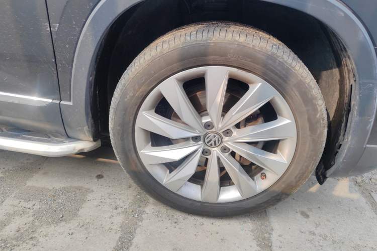 Used Volkswagen Tayron 2020 330TSI Two-Wheel Drive Luxury Connected Pro Edition