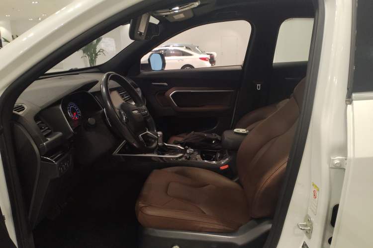 Used Haval H6 2017 Blue Label 1.5T Automatic Two-Wheel Drive ZhiShang Model Left Front Seat