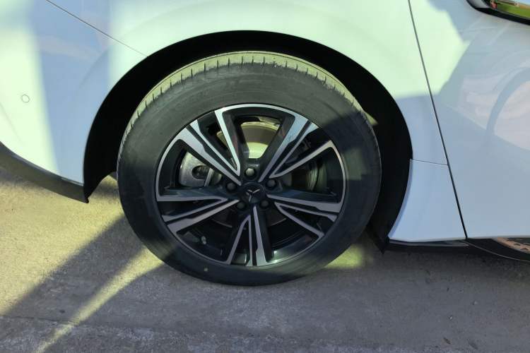 Used Hongqi EH7 2024 690 Pro