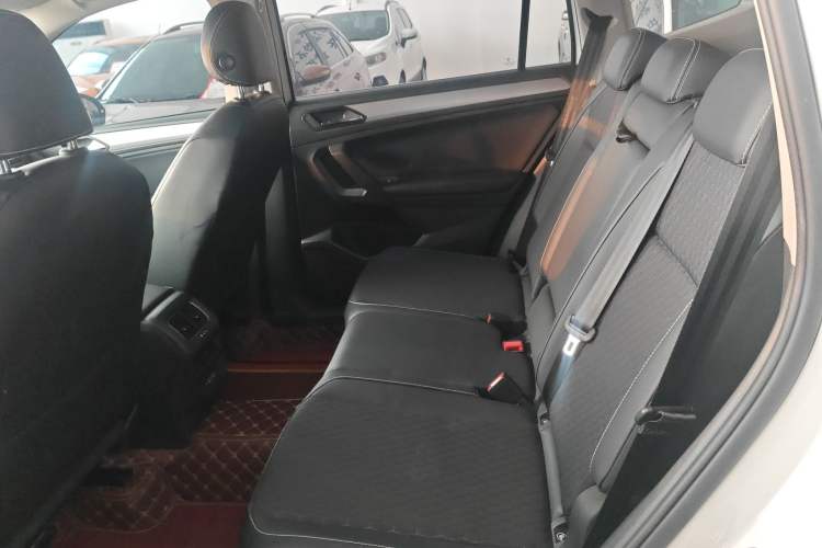 Used Volkswagen Tiguan L 2018 Revised Version 330TSI Automatic Two-Wheel Drive Trendy Edition