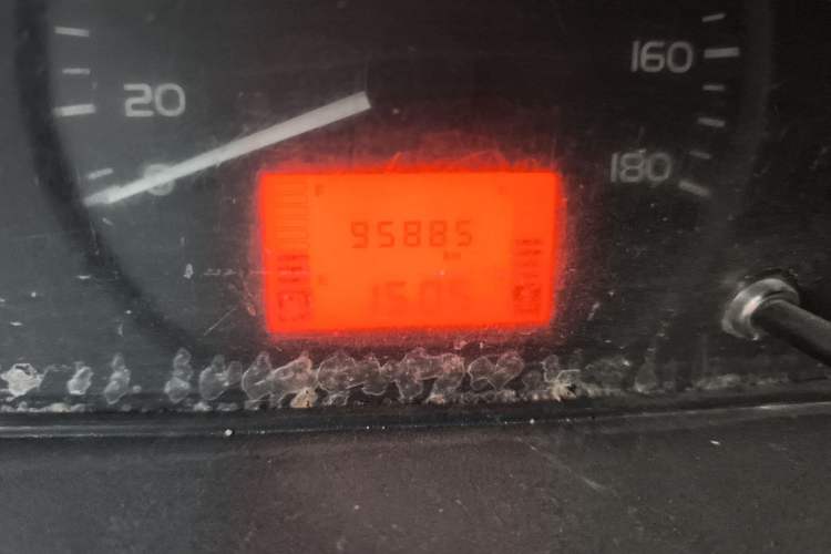 Used Wuling Rongguang 2011 1.2L Base Version
