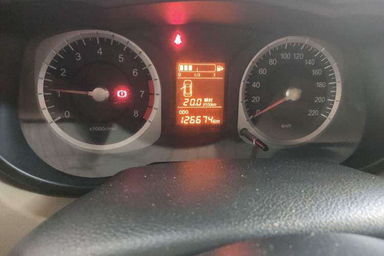 Used Venucia R50 2013 1.6L Manual Fashion Edition