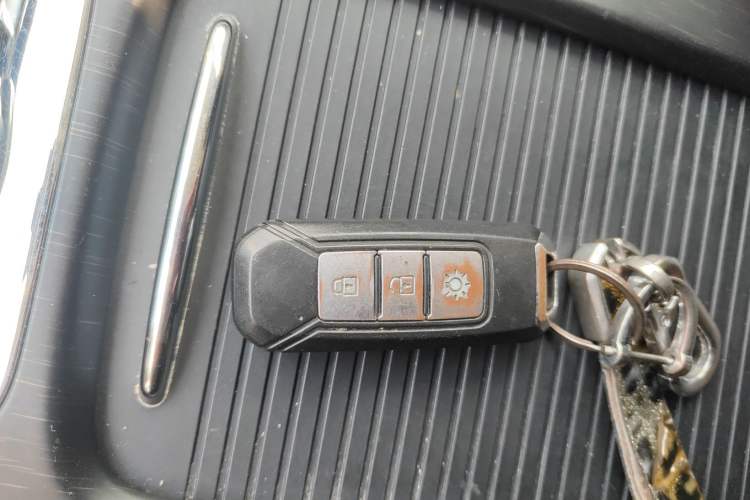 Used SWM G05 2021 PRO 1.5T Automatic Luxury Model 7 Seats
