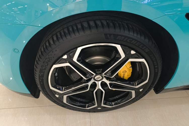 Used Xiaomi Auto SU7 2024 Rear-Drive Long-Range Intelligent Driving Version
