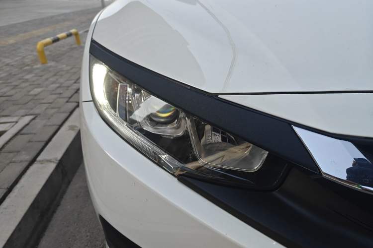 Used Honda Civic 2016 220TURBO CVT Luxury Edition