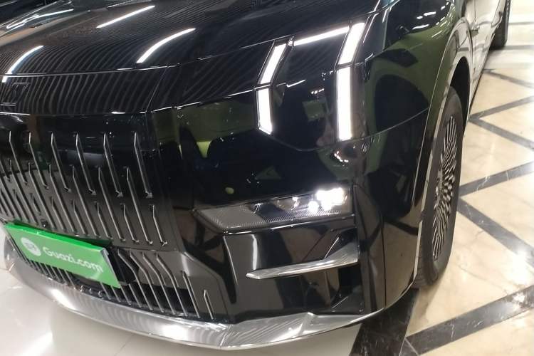 Used Zeekr 009 2024 7-Seater Aisle Version 108 kWh