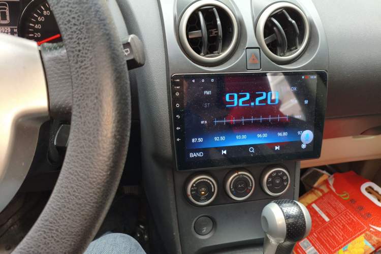 Used Nissan Qashqai 2011 2.0 XV Lea CVT 2WD Audio And AC Panel