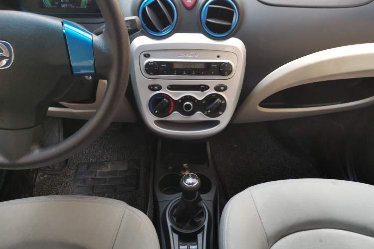 Used JMEV E200L 2018 E200L Standard Model (250 km)