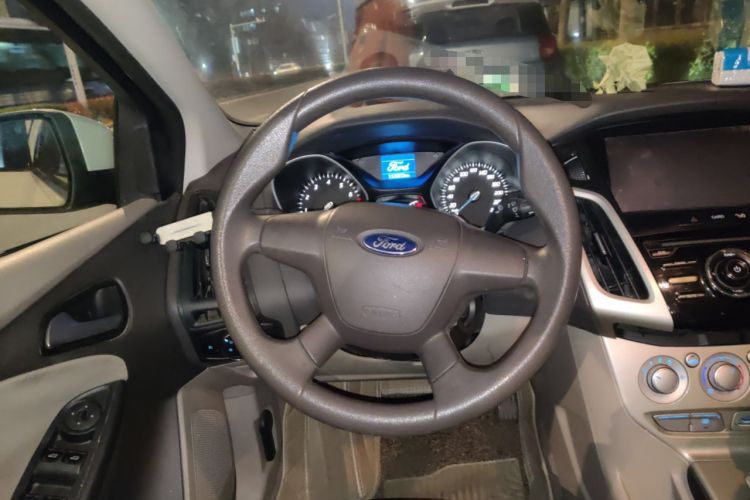 Used Ford Focus 2012 Sedan 1.6L Automatic Comfort Model