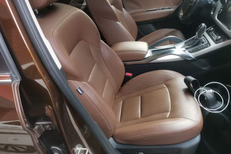 Used Geely Auto Emgrand X7 Sport 2016 1.8TD Automatic ZhiZun Version