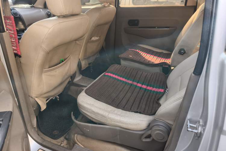 Used Wuling Hongguang 2010 1.4L Comfort Version Left Rear Seat