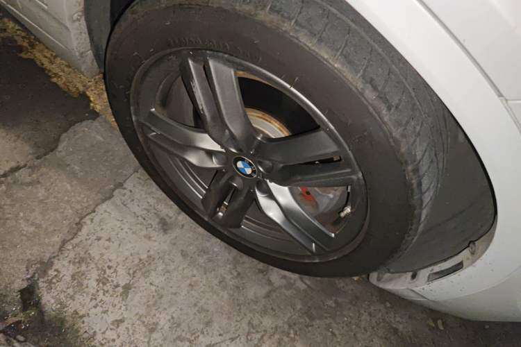 Used BMW X2 2021 sDrive25i Leading Model M Sport Package Right Front Wheel Hub