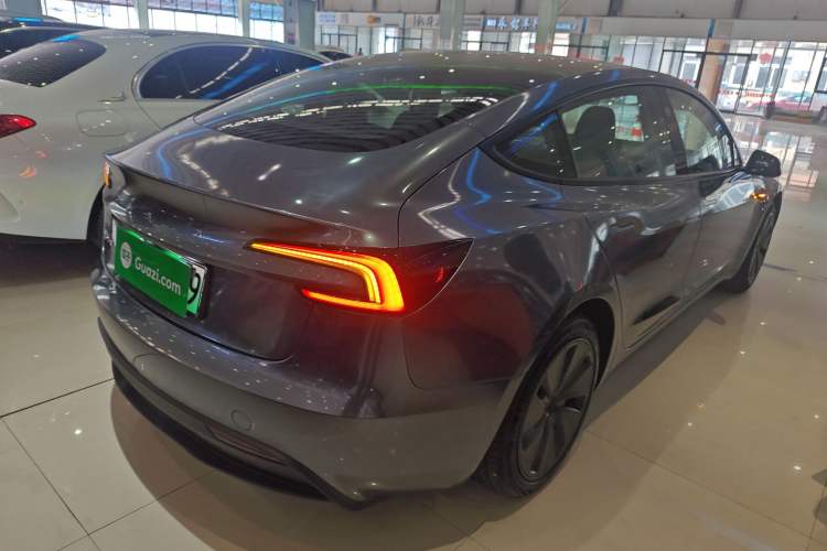Used Tesla Model 3 2023 Rear-Wheel-Drive Version
