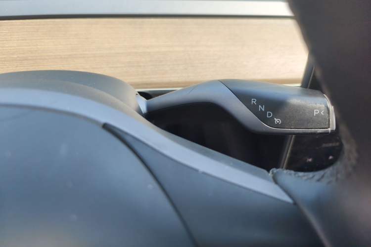 Used Tesla Model Y 2022 Rear-Wheel-Drive Version Gear Lever