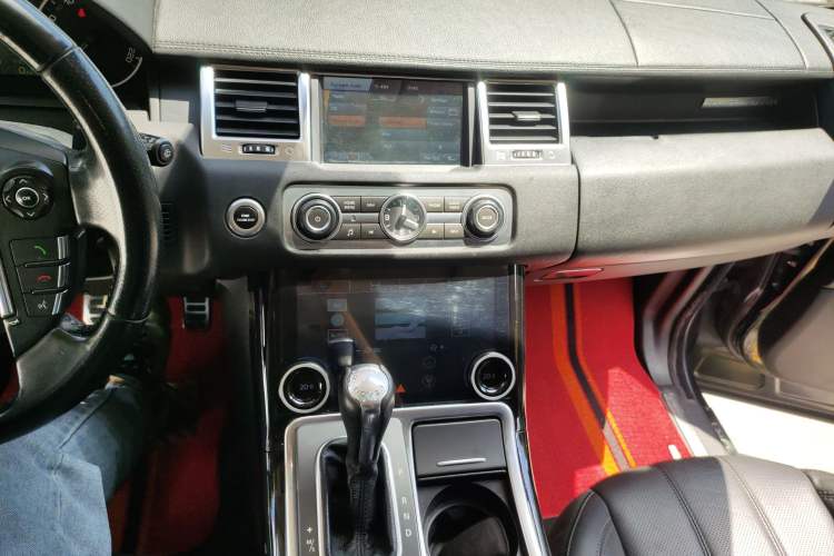 Used Land Rover Range Sport 2011 3.0 TDV6 Diesel Version
