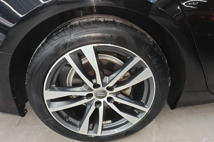 Used Audi A6L 2019 40 TFSI Luxury Dynamic Model