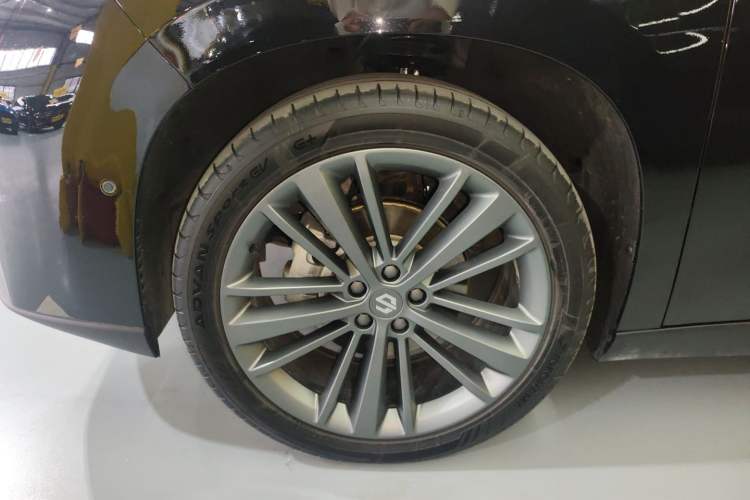 Used Leapmotor C16 2024 Range-Extended 200 Luxury Edition Exterior 4