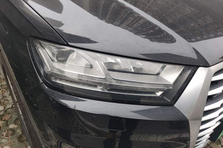 Used Audi Q7 New Energy 2019 55 e-tron Right Front Headlight