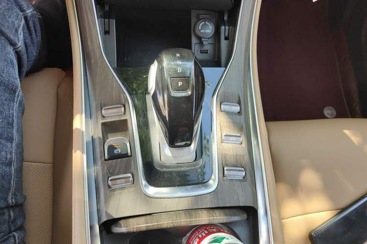 Used Landian E5 2024 Honor Edition 100KM Deluxe 7-Seater
