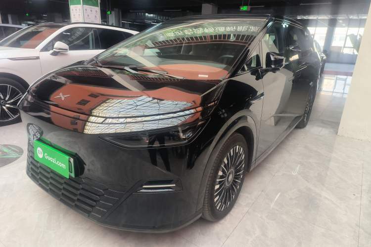 Used XPeng X9 2025 740 Ultra-Long Range Max