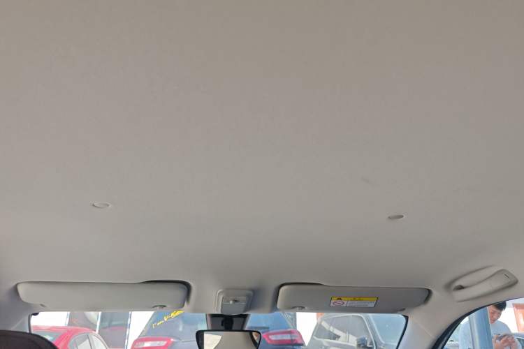 Used Wuling Bingo 2023 203km Comfort Edition Headliner