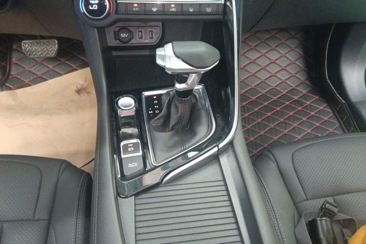 Used Dongfeng Aeolus AX7 2019 1.6T Automatic AI Navigation Model China V Standard