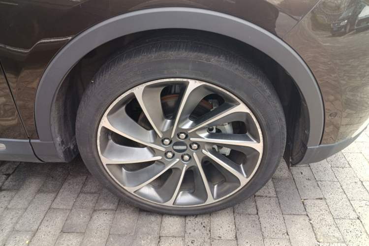 Used Lincoln Nautilus 2021 2.7T Four-Wheel Drive Prestige Edition Right Front Wheel Hub