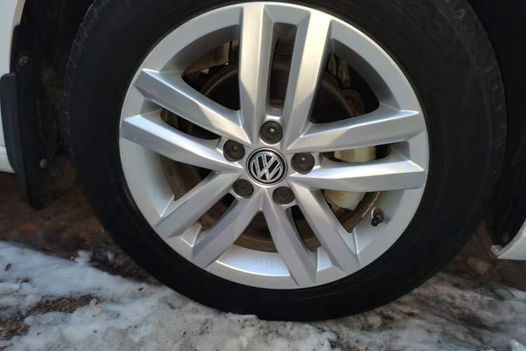 Used Volkswagen Jetta 2019 Dream Edition 1.4L Manual Fashion Version