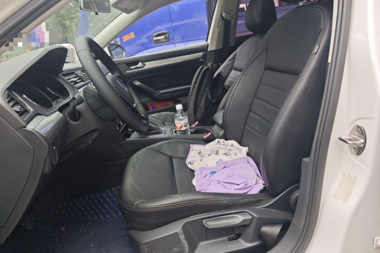 Used Volkswagen Lamando 2018 230TSI DSG Fashion Edition Left Front Seat