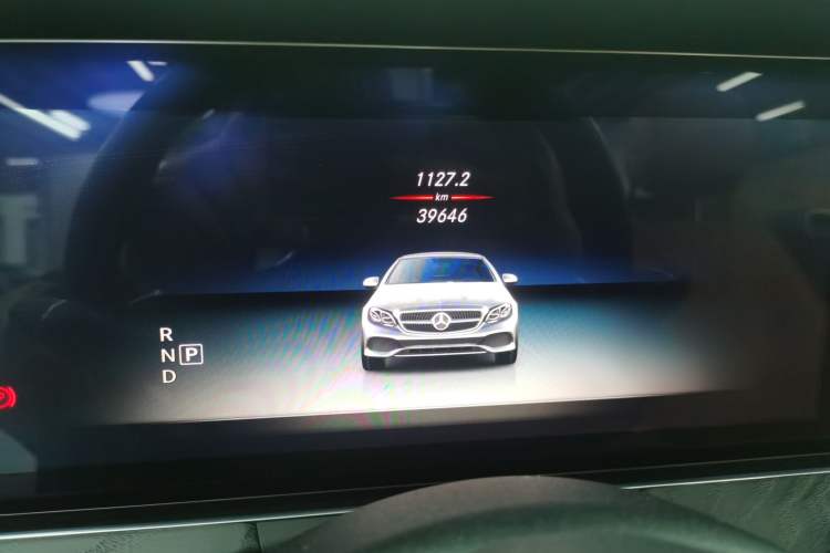 Used Mercedes-Benz E-Class 2020 E 260 Convertible Coupe Instrument Cluster