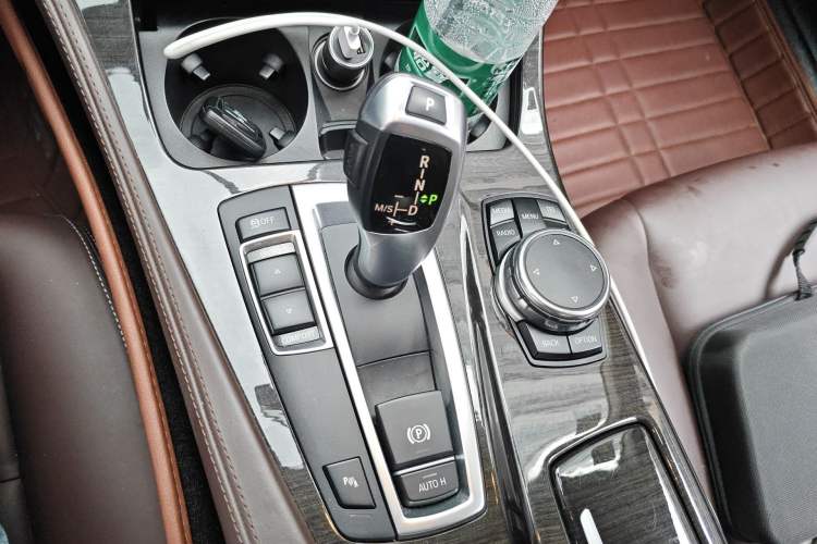 Used BMW 5 Series 2014 525Li Luxury Design Package
