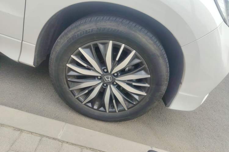 Used Honda Avancier 2020 370TURBO Two-Wheel Drive Luxury Edition Right Front Wheel Hub