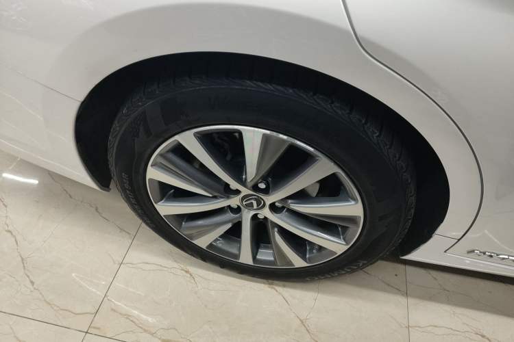 Used Lexus ES 2018 300h Premier Edition China V Standard