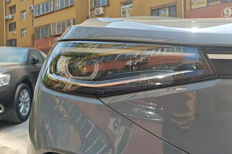 Used Volkswagen ID.4 CROZZ 2022 Pure Edition Limited Edition Right Front Headlight