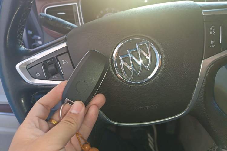 Used Buick GL8 2017 25S Prestige Version China V Standard