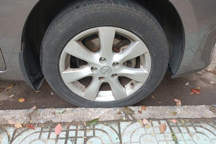 Used Nissan Tiida 2011 1.6L CVT Comfort Model