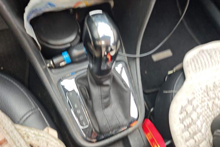 Used Volkswagen Santana 2015 1.6L Automatic Comfort Edition